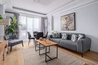 Image de Chic Design Apartment – Wi-Fi & Elevator Included