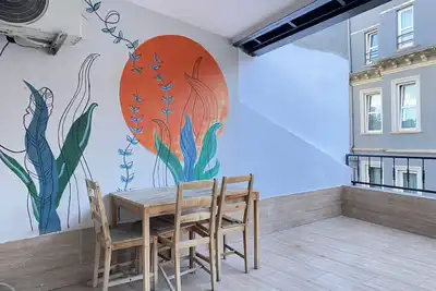 Image de Stylish 2br Flat with Private Terrace Near Istikla