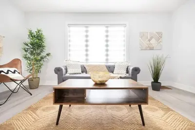 Image de 3 Bedroom Boho Home [Near Rogers Stadium/Downsview by Allen Rd & Sheppard Ave]