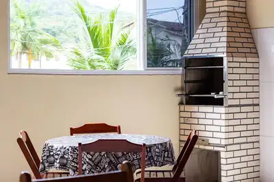 Image de Incrível casa com churrasqueira em Ubatuba/Sp