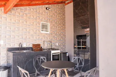 Image de Casa com garagem e churrasqueira em ótima região