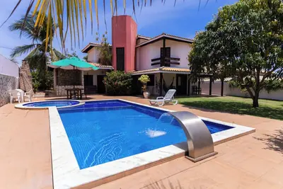 Image de Casa com Hidro, Piscina e Churrasqueira - Jacuípe