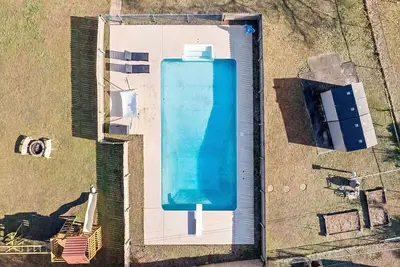 Image de Private Pool-4br- 2. 5 Bt- 12min Clemson Univ