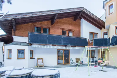 Image de Appartement à Altenmarkt im Pongau avec balcon