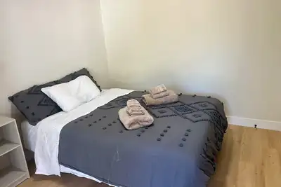 Image de Stylish/Renovated 3b2ba Retreat