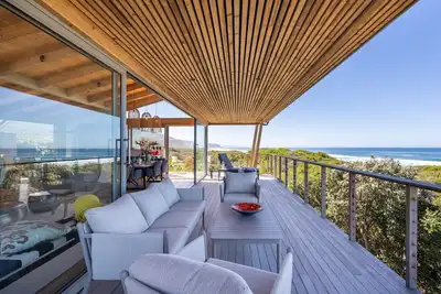 Image de Dineo Cottage - Trois Chambres Villa, Couchages 6