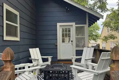 Image de The perfect Stillwater stay—4 bedrooms, sleeps 10—short walk to the strip!