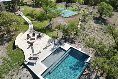 Image de Ledgestone Ranch - Luxury Ranch - Pickleball - Bocce - Pool - Firepit
