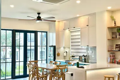 Image de Spacious 4 Bed, 3 Bath Villa at Novaworld up to 10 guests, 5 min walk to beach.