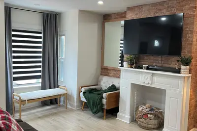 Image de The Victorian Row: private patio, 17 min to Nyc