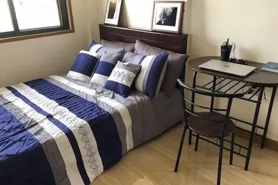 Image de 4br Home • Patio • Near Waterfalls and Shops