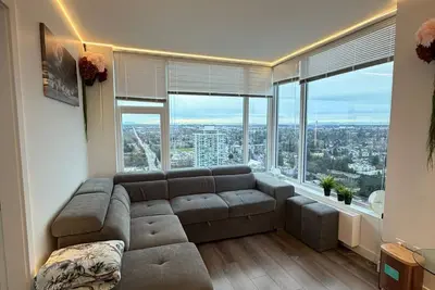 Image de New 2 Bedroom Home Near Parks + Transit @skytrain &Plaza
