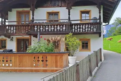 Image de Chalet Anna avec vue sur la montagne