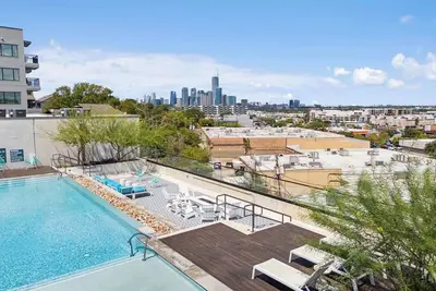 Image de Luxury 1br + Sofa Bed With an Infinity Pool & Downtown Views