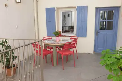 Image de Maison Centre bourg, 2 chambres ouvrant sur terrasse calme, rivière à 1km