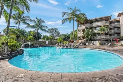 Image de Two 3br Apts Near Kam 1 Beach, Pool, Hot Tub & Bbq
