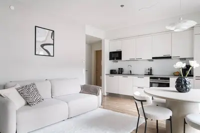 Image de By Tripla & Train Station | King Bed · 55 Tv · Gym