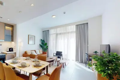 Image de Contemporary 2 Bedroom l Pool, Gym & Private Beach