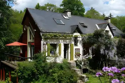 Image de Gîte de Carguillet - à l'orée d'un bois, avec terrasse et jardin