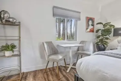 Image de b. iconic #8-two queen sized beds