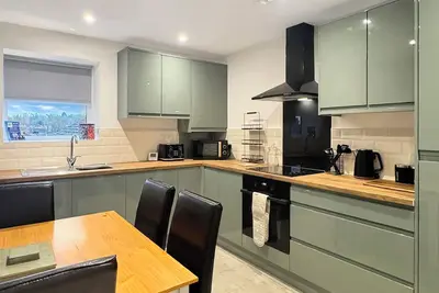 Image de 2 Bed Flat Sleeps 4 in Central Grantham with parking & Free Gym Access