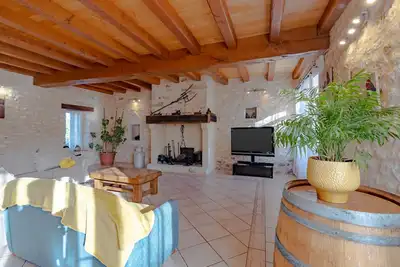 Image de Grand gîte 10à 14 personnes dans un hameau au coeur du Périgord Noir