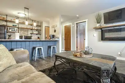 Image de 2 Br Condo #2 - Lead