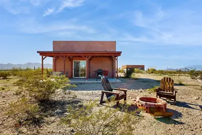 Image de Sunny Tucson Studio: Cozy Comfort, Stunning Mountain Views & Adventure Nearby!