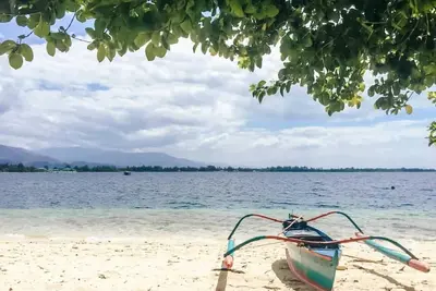 Image de Entire Beach Front 4-Br Villa in Zambales - Good for 25 Persons