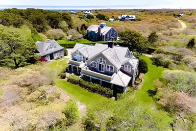 Image de Stunning 5br Upside-Down House in Quidnet!