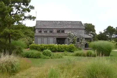 Image de Recently Renovated 4 Bedroom Cottage