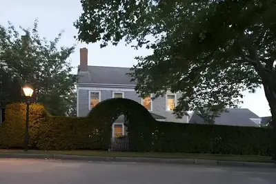 Image de Lovely five bedroom home close to town