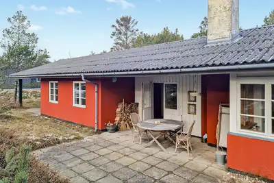 Image de Belle maison de 2 chambres à Ålbæk