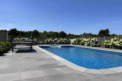 Image de Modern Retreat with Pool & Spacious Living