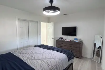 Image de Sweet 2-bedroom apartment in charming Miami.