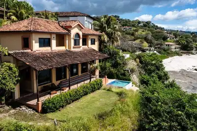 Image de Casa Sueño - Beautiful Ocean Front Home in Rancho Santana!