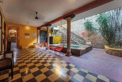 Image de Bright & Stylish: 2 Modern Rooms Steps from Downtown Culture & Dining