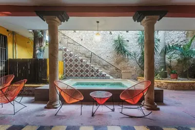 Image de Four Delightful Rooms Just Minutes from Historic Streets and Local Hotspots