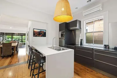 Image de Hideaway on Edward - 3 Bed, 2 Bath - Walk to town