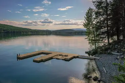 Image de Whitefish Lakefront Home | Dock, Tram Access & Sunset Views