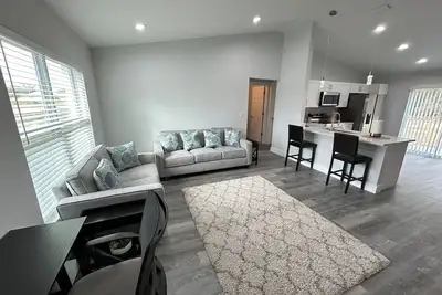 Image de Modern 3br Ocala Retreat – Gated Patio, Bbq & Family Comfort