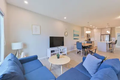 Image de Luxurious Modern 4-bedroom house with Ac and Hot Tub