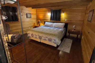 Image de Peaceful 2-bedroom cabin with Ac in charming Danville