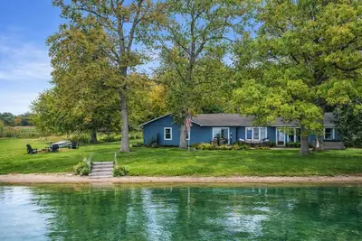 Image de Genesee Lake 4br Modern Escape
