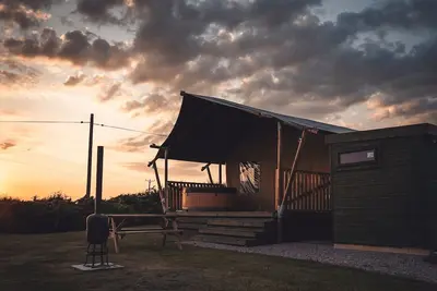 Image de Nightsky Glamping Safari Tent near Abersoch (sleeps 7)