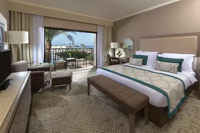 Image de 2 Luxurious Rooms w/ Pool Access -  Ideal for Relaxation Steps from the Red Sea