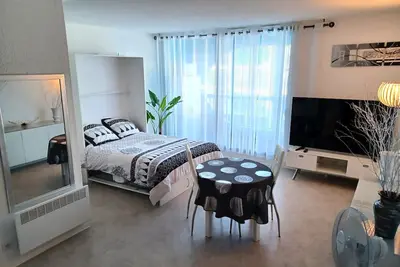 Image de Bel appartement à 150m de la plage