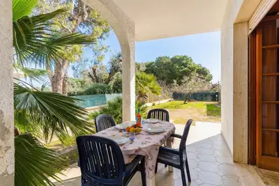 Image de Maison de vacances 'Isidoro Mono' avec jardin partagé et climatisation