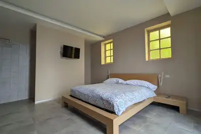 Image de Cozy apartment with a view of Lake Orta.