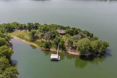 Image de Sunset Island Cottage. Your Private Island on Grand Lake!